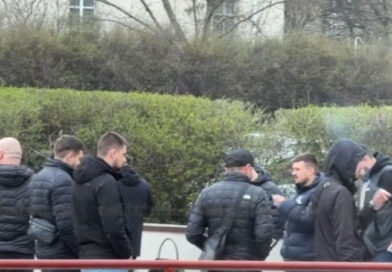 Ofițerii INI, la Judecătoria Chișinău: Au venit să-și susțină colegii reținuți